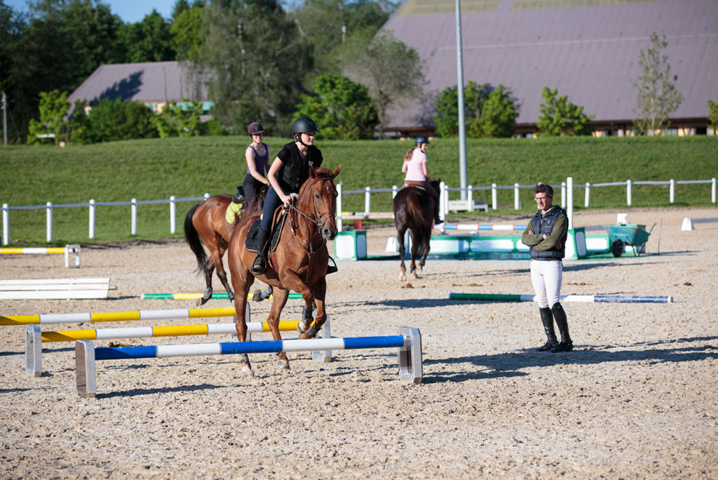 Manège du Chalet-à-Gobet Ecole d'équitation